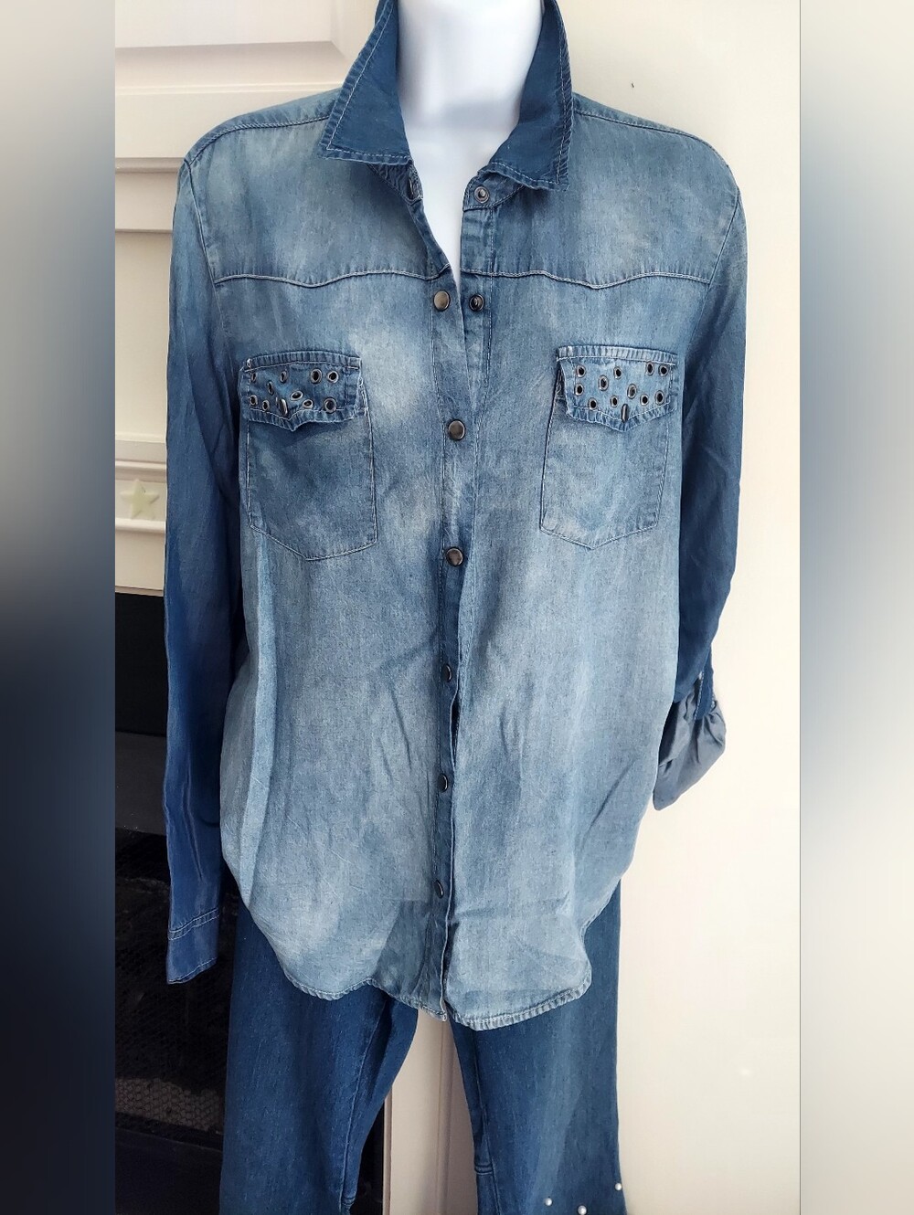 Light Blue Denim Button-Front Shirt - Women